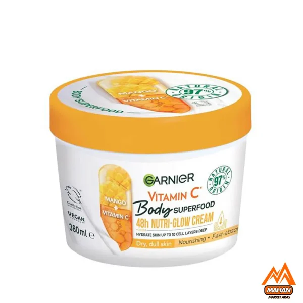 کرم بدن آبرسان و مرطوب کننده ویتامین سی گارنیر Garnier مدل Superfood مناسب برای پوست های خشک حجم 380 میل Garnier Vitamin C Nutri Glow Body Cream 380ml